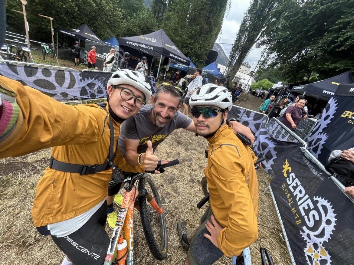 中國(guó)車隊(duì)首戰(zhàn)安道爾Epic山地自行車賽